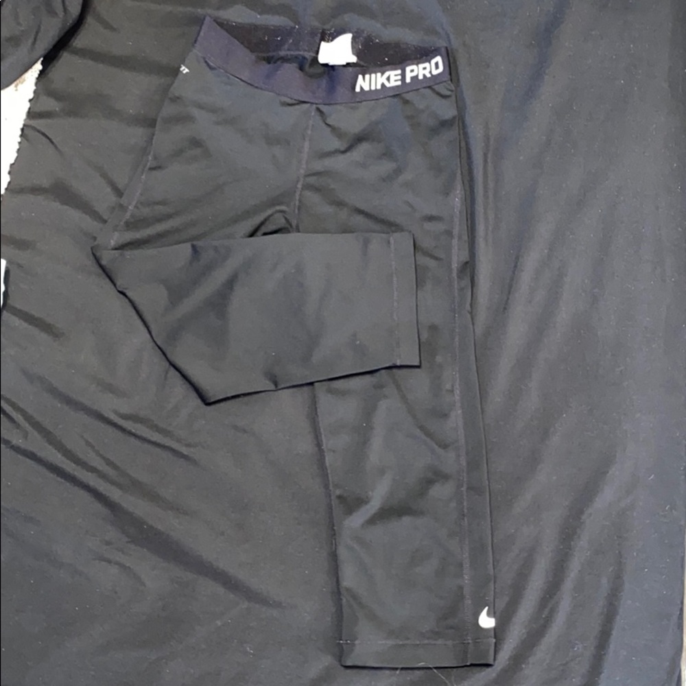 Cropped Nike leggings